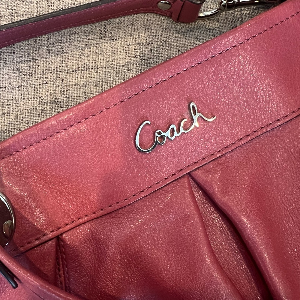Pink Vintage Coach Leather Bag - Picture 3 of 6